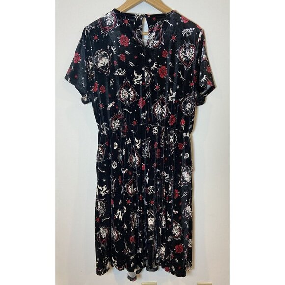 Torrid Disney Villains Skater Dress Black White Red Size 1 - Picture 5 of 5